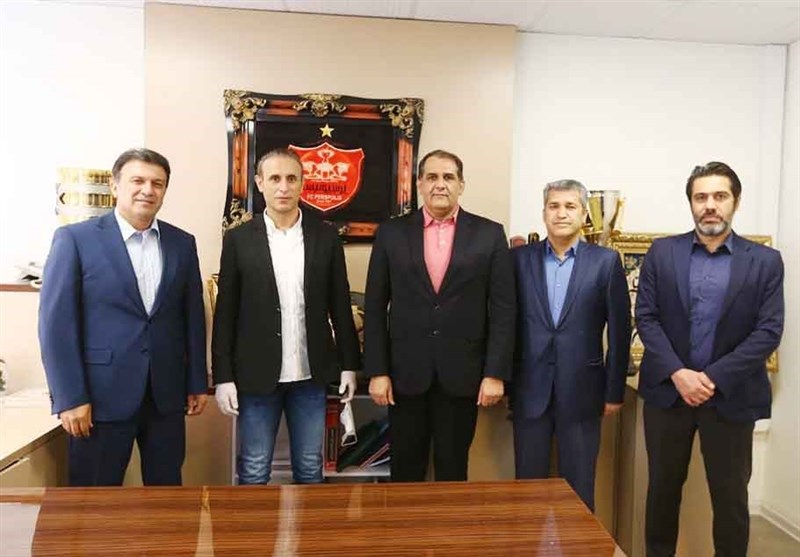 تغیرات قریبالوقوع در باشگاه پرسپولیس/ واهمه اعضای هیئت مدیره برای قبول پست مدیرعاملی تغیرات قریبالوقوع در باشگاه پرسپولیس/ واهمه اعضای هیئت مدیره برای قبول پست مدیرعاملی
