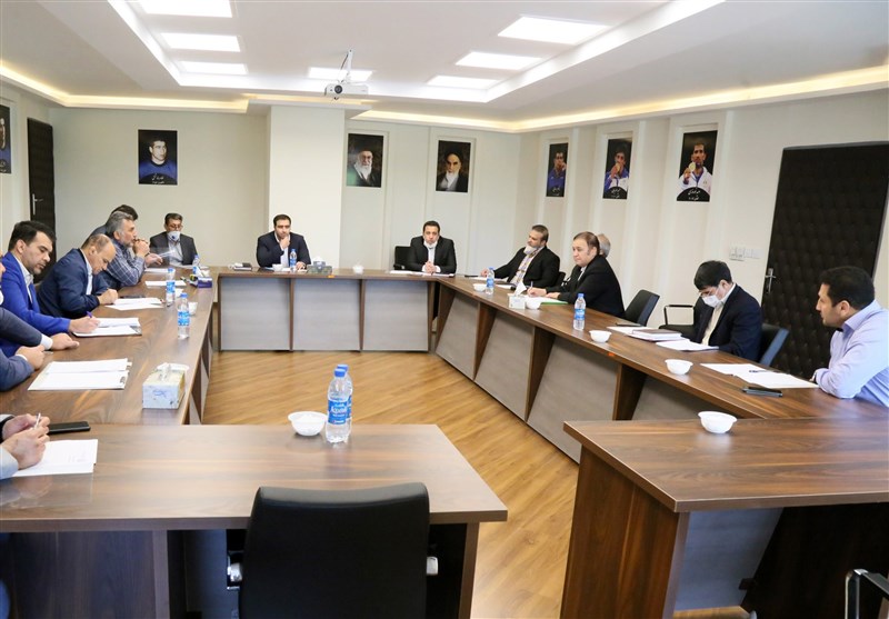 نشست کارشناسی لیگ‌های پایه کشتی برگزار شد