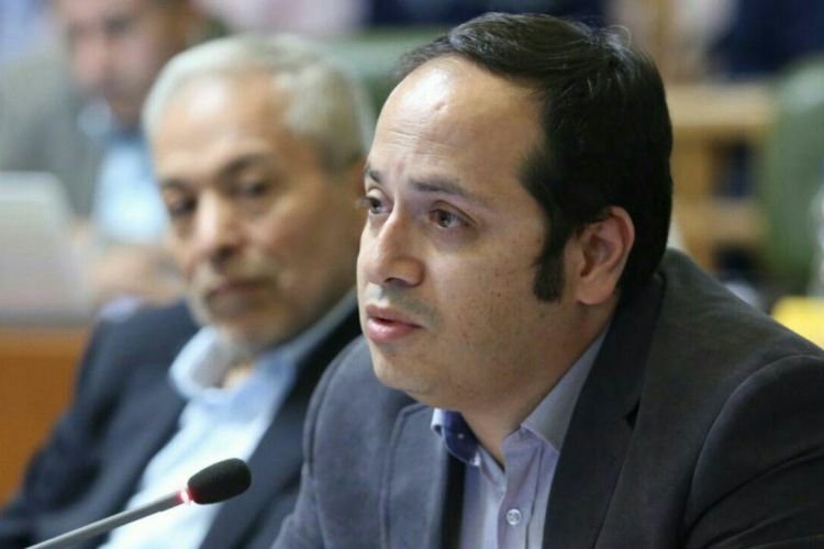 تذکر میلانی درباره تعطیلی پل های عابر مکانیزه