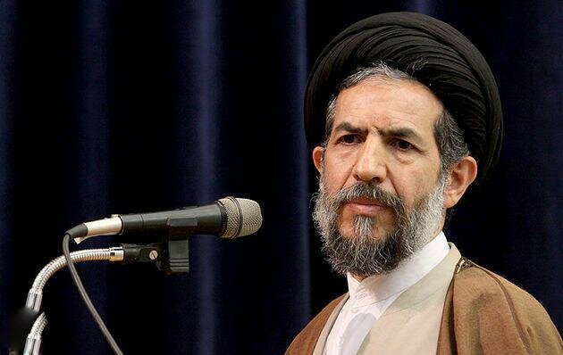 امام جمعه موقت تهران: جریانهای سیاسی باید در کنار هم و با هم حرکت کنند امام جمعه موقت تهران: جریانهای سیاسی باید در کنار هم و با هم حرکت کنند