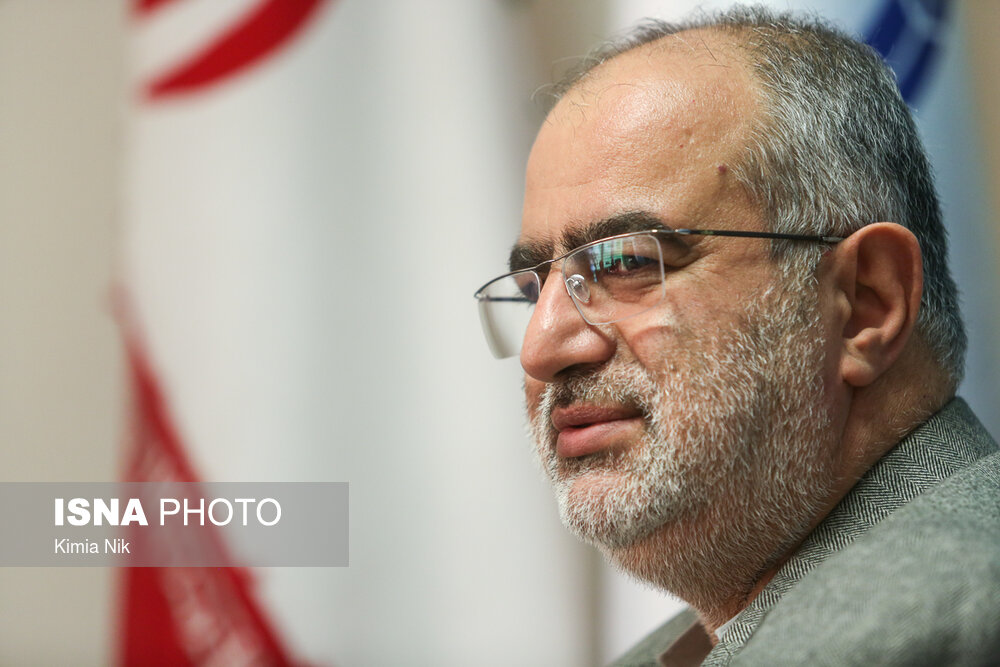 آشنا: همه مراقبت می‌کنیم تا جوانان عزیزمان در آزمون سراسری و سوگواره محرم دچار بیماری نشوند