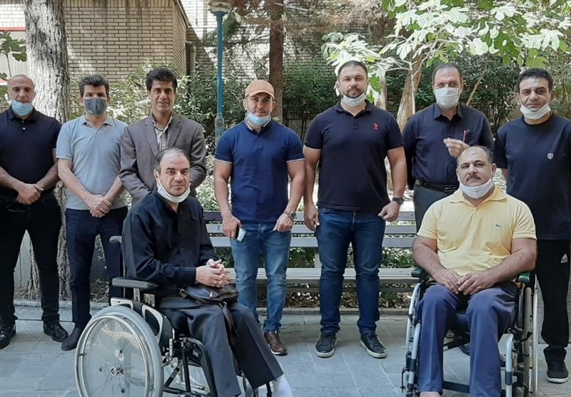 حضور قهرمانان پیشین کشتی در جمع جانبازان قطع نخاعی