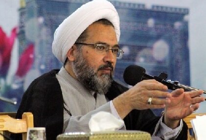 آیت‌الله علیدوست:بزرگترین تحریف در مورد واقعه عاشورا نفی لزوم اهتمام به شریعت است