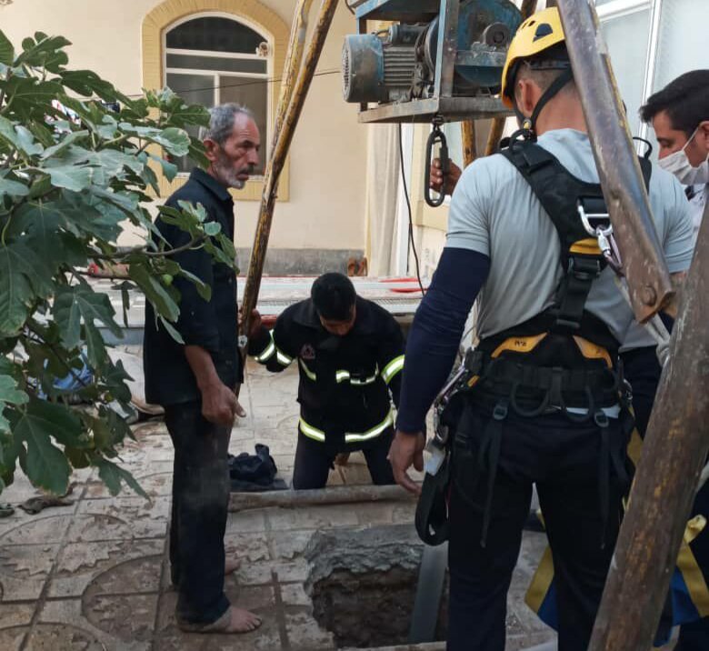 نجات معجزه آسای سه کارگر از مرگ در ساوه