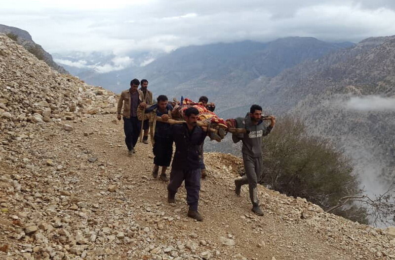 زندگی دوباره مادر باردار در مناطق صعب‌العبور ایذه