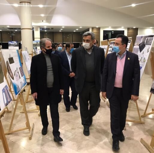 بازدید شهردار تهران از داوری آثار یادمان “سرباز وطن”