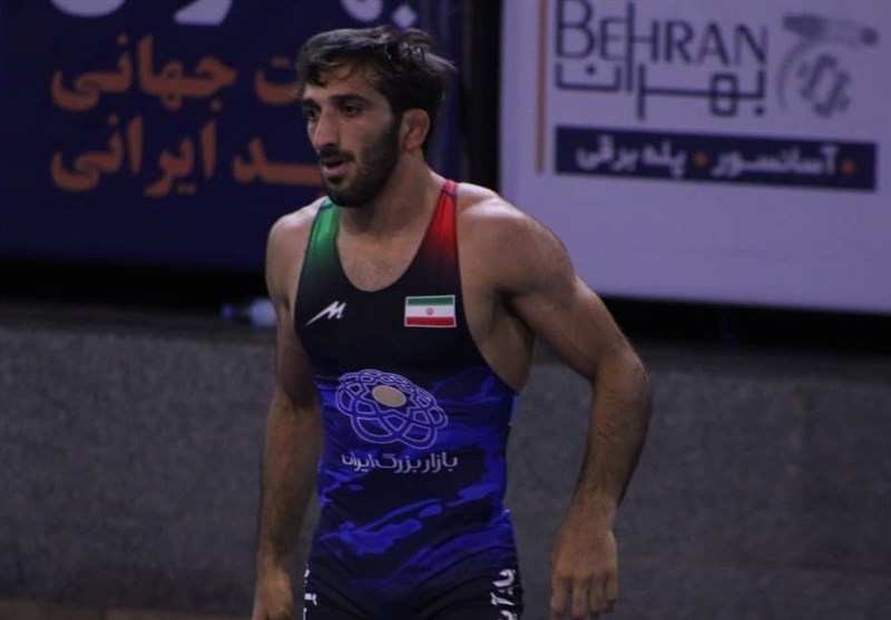 یخ‌کشی: از کادر فنی تیم ملی یک فرصت کوچک می‌خواهم/ کار دولتی داشته باشم می‌توانم به تمرینم برسم