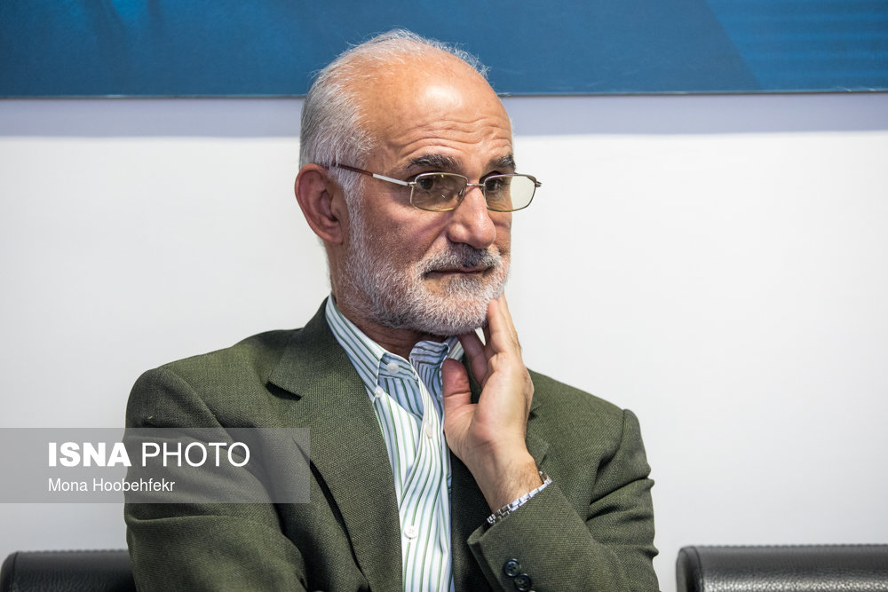 در دنیای پیشرفته علمی حدود ۵۰ سال از دانش روز عقب هستیم