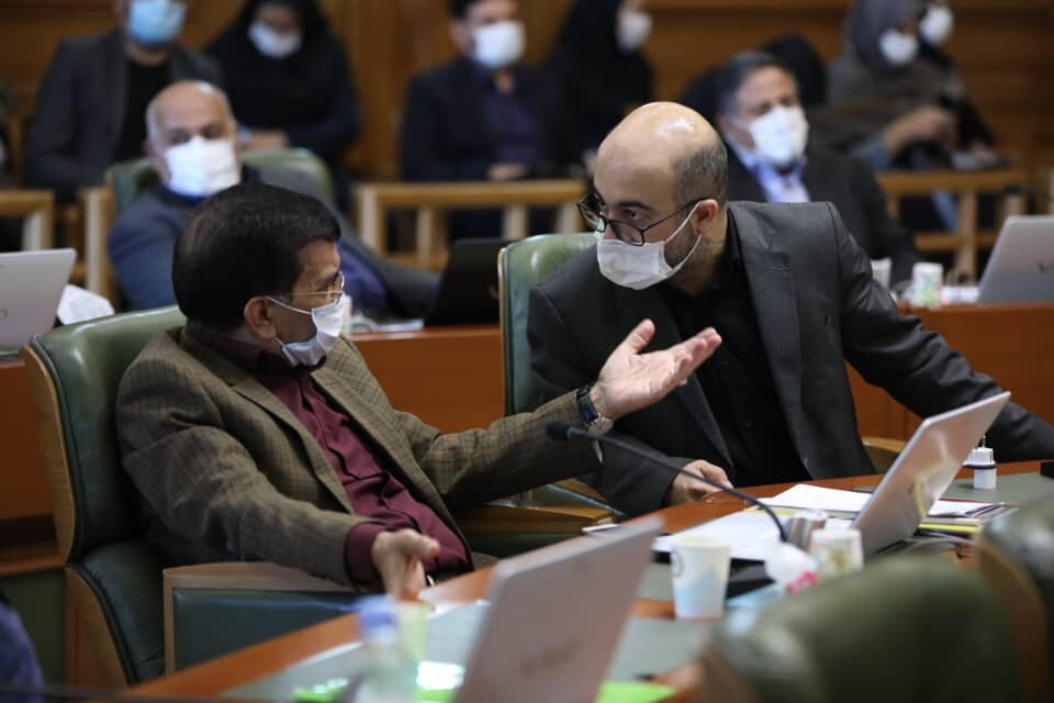 معاونت منابع انسانی فاقد مجوز شورا است و باید تعیین تکلیف شود
