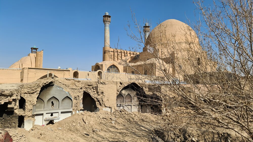 واکاوی یک تخریب، پشت گنبد جهانی نظام‌الملک