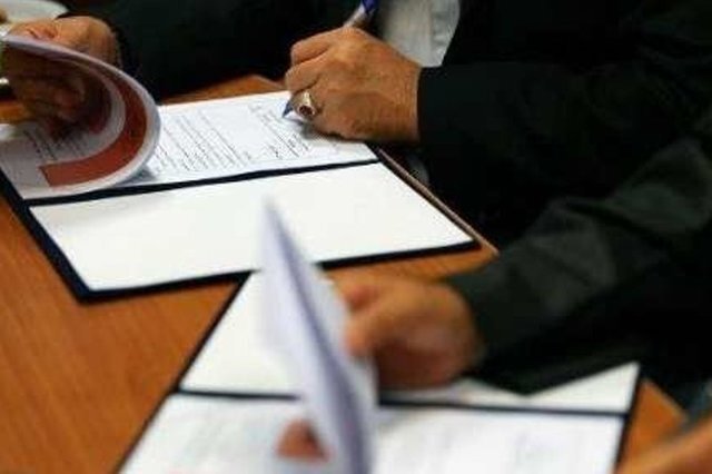 توسعه همکاری هلال احمر و پارک‌های فناوری برای انجام غربالگری‌های دقیق‌تر کووید-19