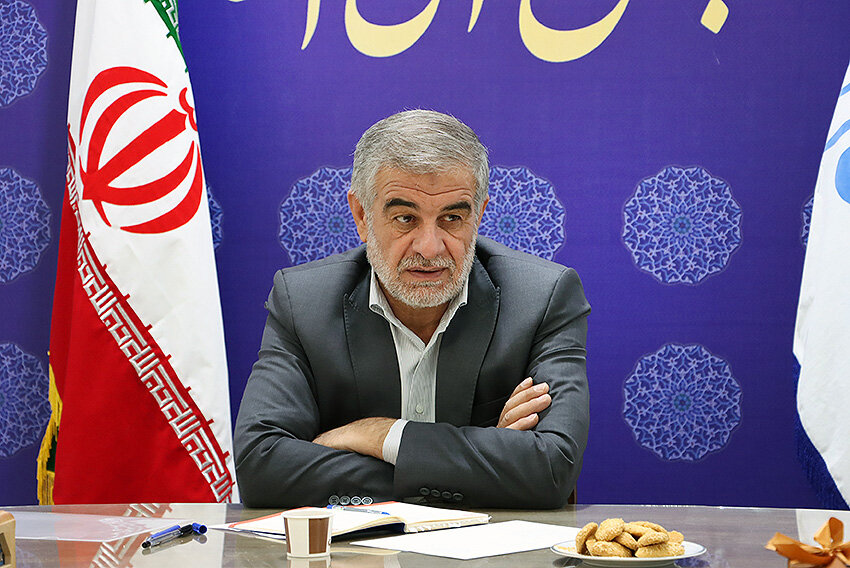 دستگاه‌های خدماتی در اولویت حمایت از صنعت گردشگری باشد