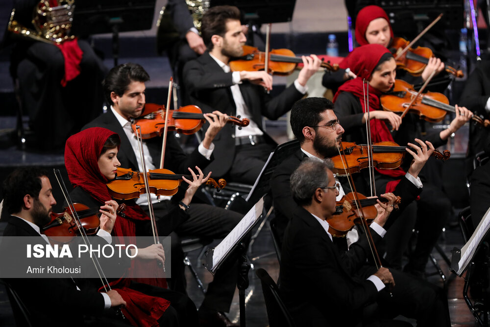 پرسش‌هایی درباره یک کنسرت حاشیه‌دار