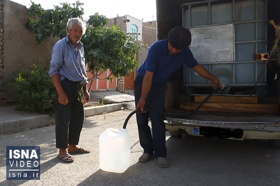 ویدئو / روستاهایی بیخ گوش قم اما محروم از آب