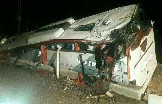 خستگی و خواب‌آلودگی راننده؛ دلیل واژگونی اتوبوس در محور هراز
