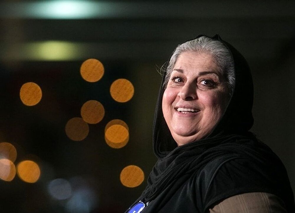 آغاز مراسم خاکسپاری فرشته طائرپور 