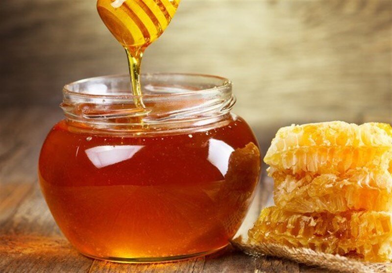 بررسی تاثیر سه نوع عسل در رشد نوعی قارچ بیماری‌زا
