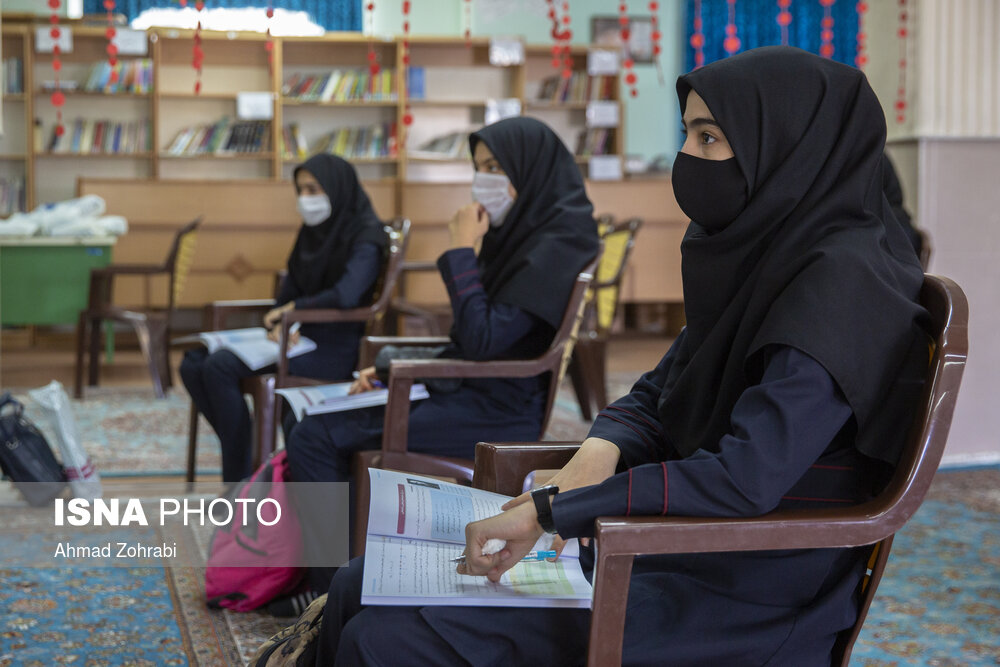 شرایط و میزان تراکم جمعیت دانش‌آموزی برای بازگشایی حضوری مدارس