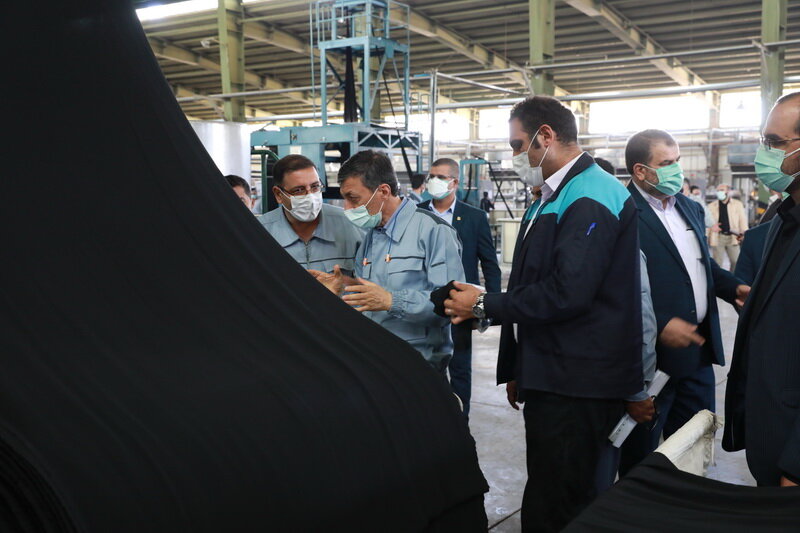 برنامه بنیاد مستضعفان برای تولید سالانه ۲۶ میلیون متر چادر مشکی