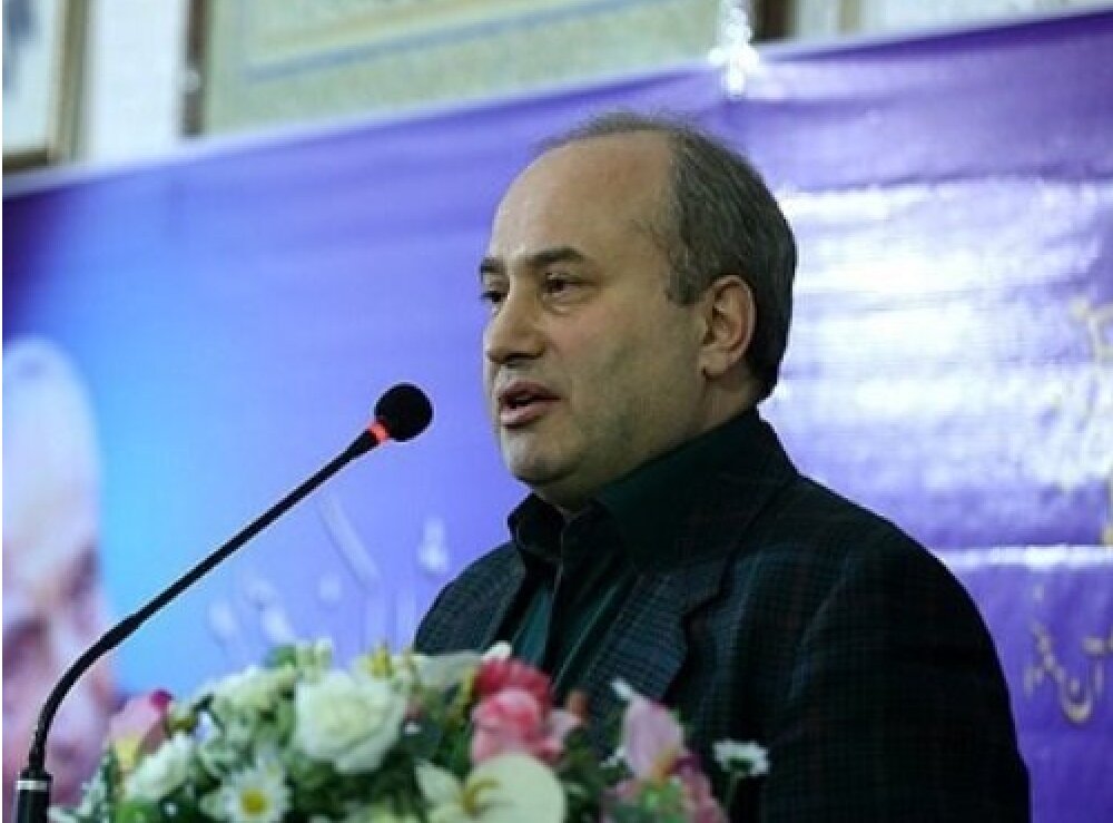 فرهنگ را به سیاست آلوده نکنید