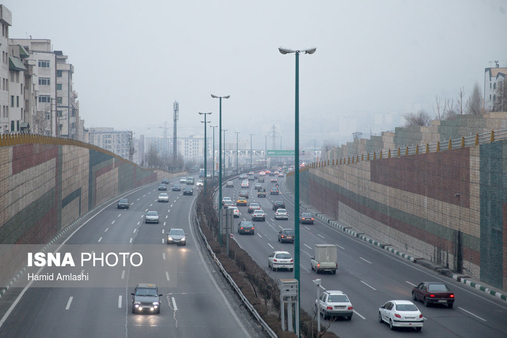 وضعیت قرمز ۱۹ ایستگاه کیفیت هوای تهران