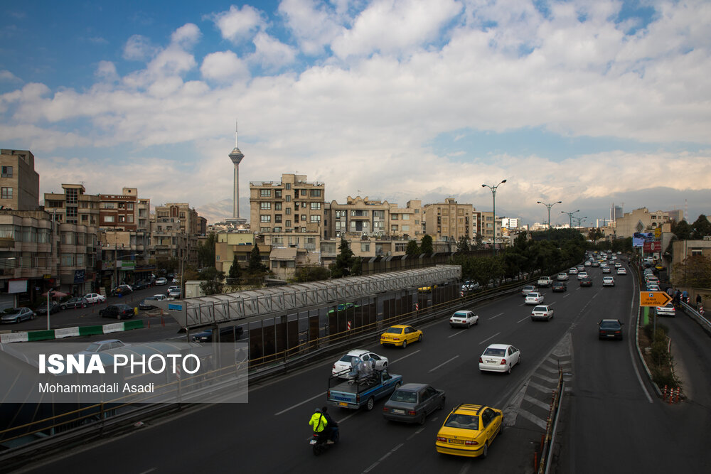 آسمانی ابری همراه با کاهش کیفیت هوا در انتظار تهران آسمانی ابری همراه با کاهش کیفیت هوا در انتظار تهران