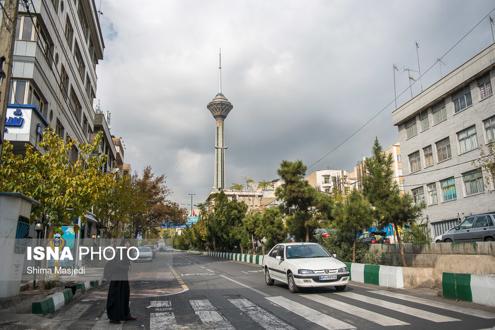 آسمان «صاف» تا «نیمه ابری» استان تهران تا ۲ روز دیگر/ افزایش نسبی دما از چهارشنبه