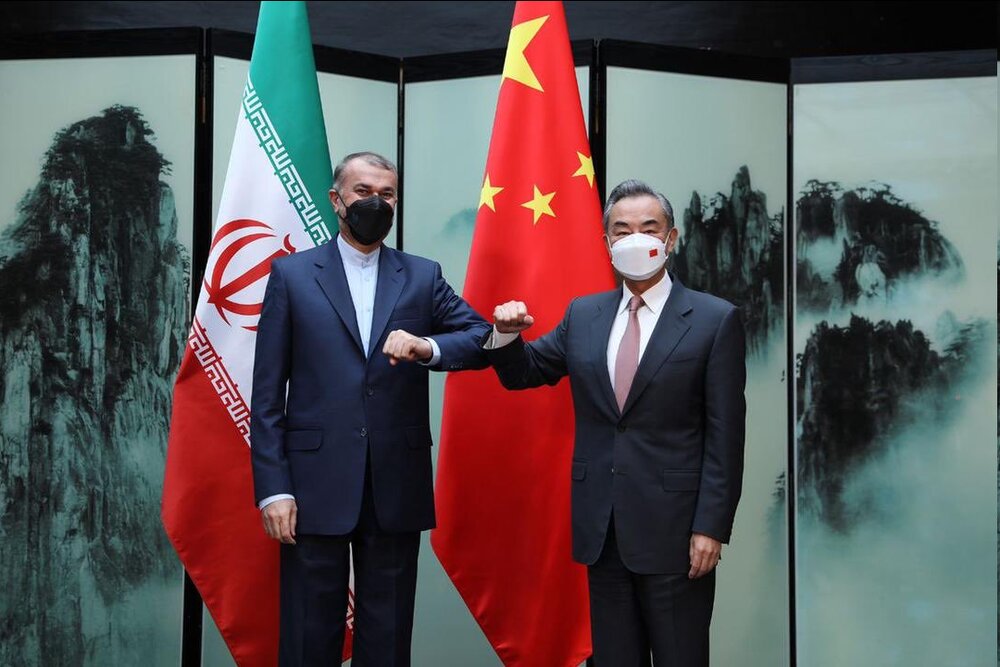 توییت امیر عبداللهیان درباره دیدارش با وزیر خارجه چین