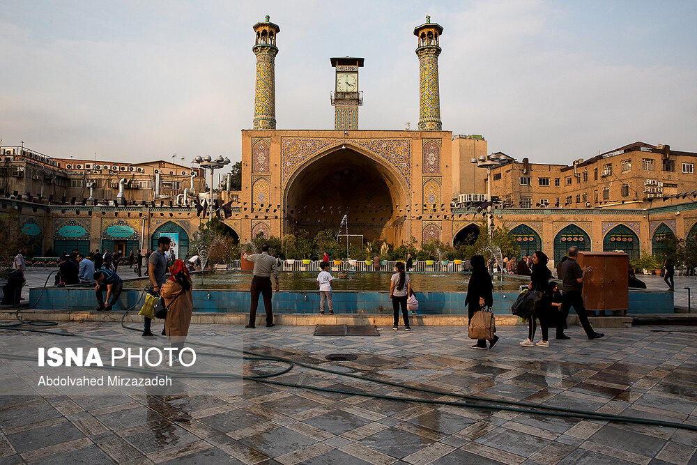معماران ایرانی از لاک خود بیرون آمدند؟