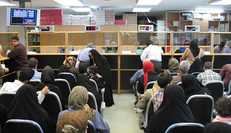 ببینید | ممنوعیت ارائه خدمات به کم حجاب ها؟ | رئیس بانک مرکزی واکنش نشان داد