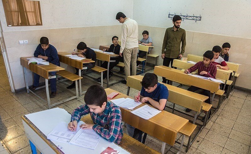 اطلاعیه مهم آموزش و پرورش درباره امتحانات شبه نهایی پایه دوازدهم | آغاز تصحیح الکترونیکی اوراق امتحانات نهایی از دی‌ماه