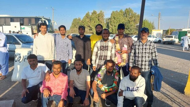 ۸ سال اسارت در اتاق تاریک و بی‌خبر از دنیا | روایت دردناک ماهیگیران ایرانی پس از آزادی