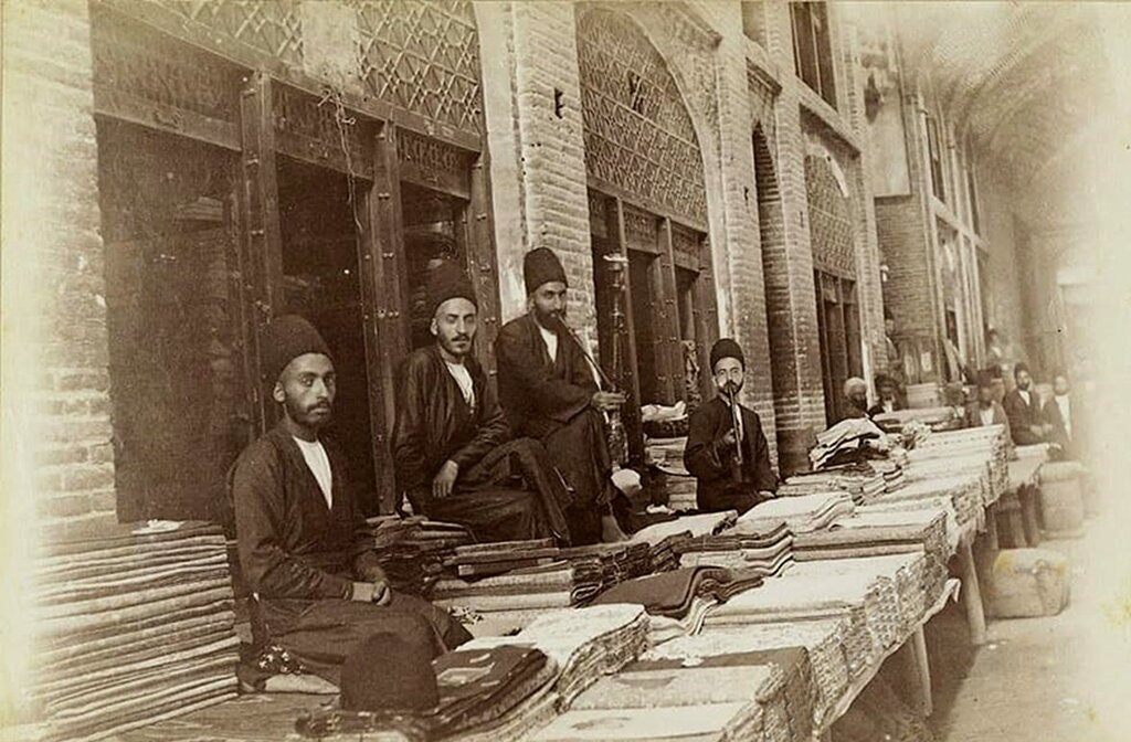 بازار بد ذات‌ها کجا بود؟ |  تاثیر طولانی‌ترین بازار ایران در سیاست