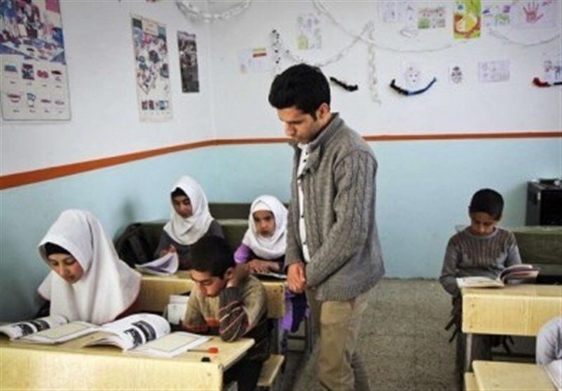 پذیرفته‌شدگان آزمون استخدامی آموزش و پرورش چه اقداماتی باید انجام دهند؟ | نومعلمان از ۳ تیرماه به سایت مراجعه کنند