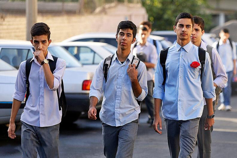 جزئیات آموزش ۷ زبان خارجی در مدارس ؛ از آموزش مجازی تا تحصیل در موسسات آموزشی
