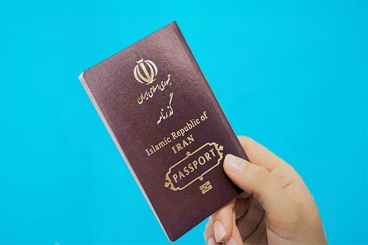 امکان جدید برای زنان متاهل و فرزندان زیر ۱۸ سال | صدور مجوز خروج از کشور بدون مراجعه به دفترخانه ؛ فقط با یک شرط!