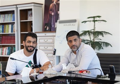 یزدانی: زیر نظر یکی از بهترین پزشکان دنیا جراحی کردم یزدانی: زیر نظر یکی از بهترین پزشکان دنیا جراحی کردم