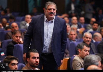 جدیدی:قاسم‌پور برعکس یزدانی است/امیدوارم زارع به‌ خودش بیاید