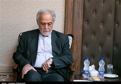 یادداشت خوش‌مضمون فرزند مرحوم دکتر داودی؛ «به نام حضرت پدر»