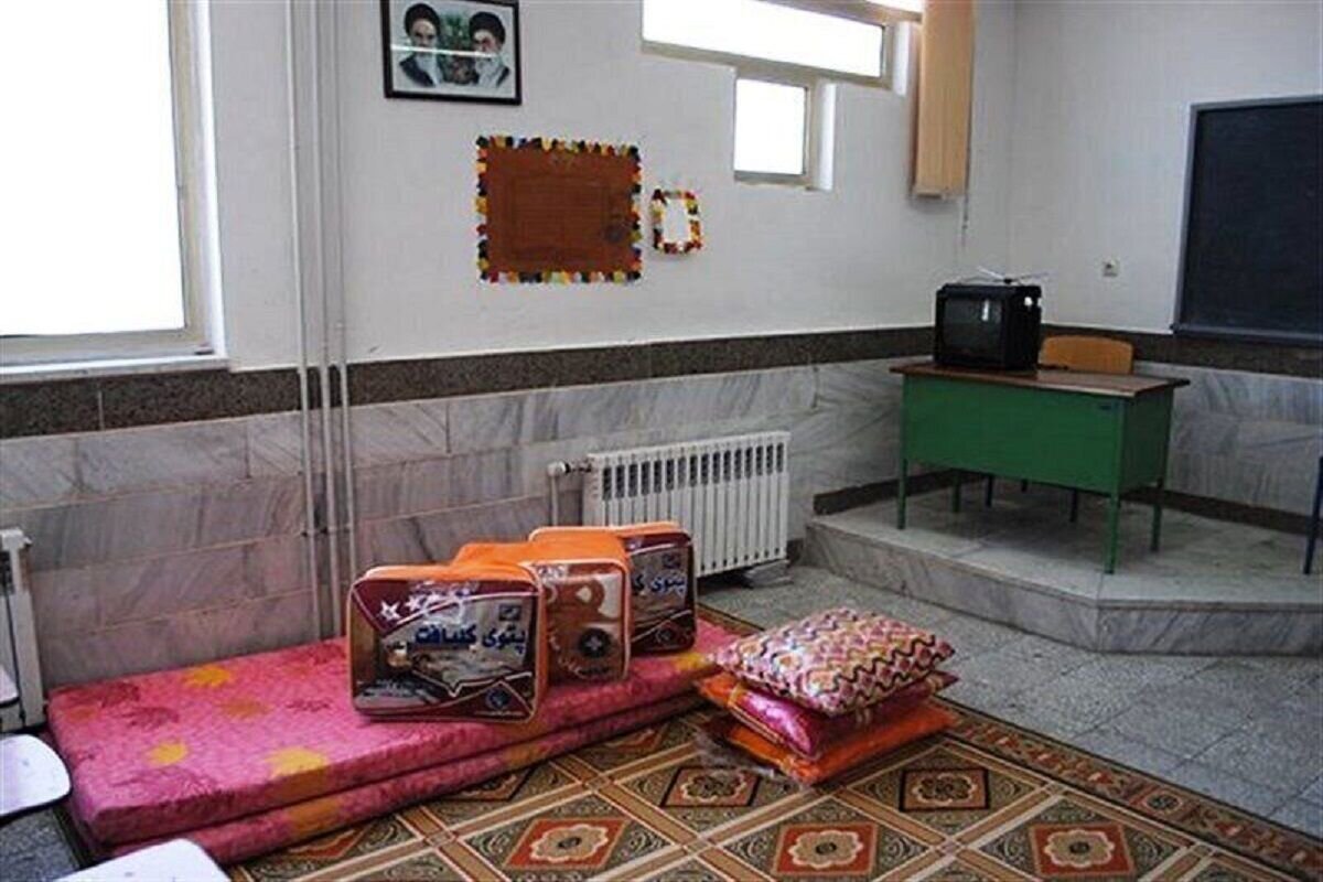 درب مدارس و خانه‌های معلم به روی آسیب‌دیدگان  حملات رژیم صهیونیستی  باز شد