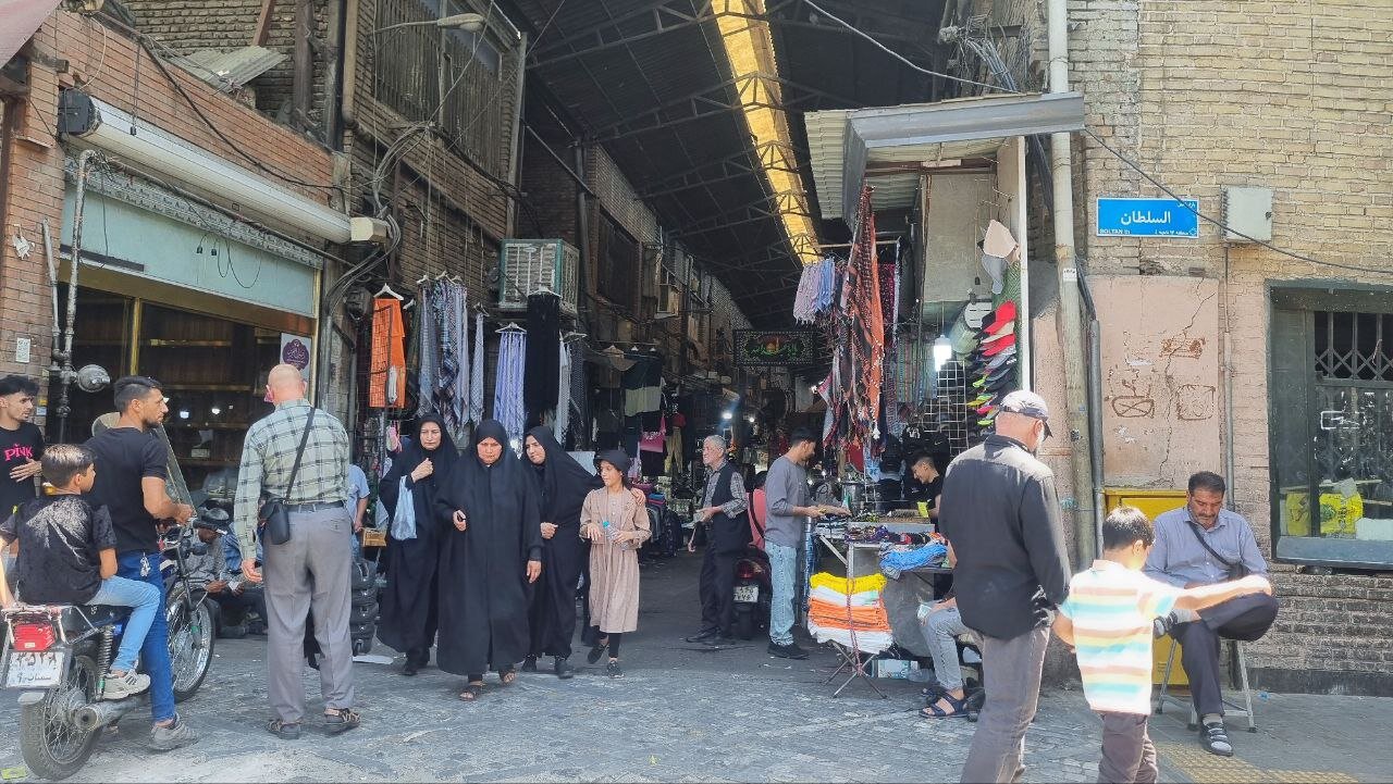 درباره بازار افغانستانیها در پایتخت که این روزها رونق چندانی ندارد | تعطیلی کابل در امین السلطان تهران!