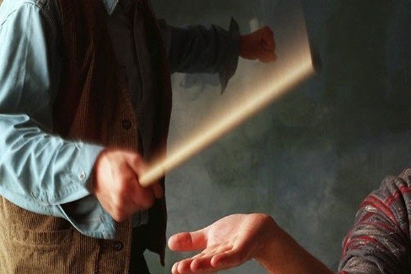 در پی تنبیه دانش‌آموز بوکانی، معاون مدرسه عزل شد