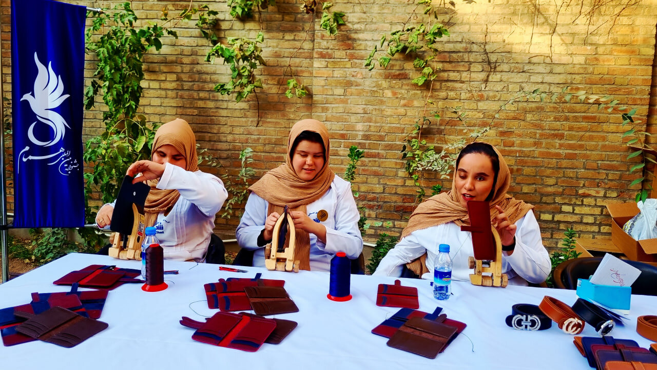 هنر؛ ناجی ماست | پای درددل تعدادی از هنرمندان شرکت‌کننده در جشنواره همام