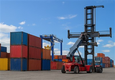 پیشنهادی برای مهار تخلفات صادراتی؛ واگذاری صادرات به واحدهای تولیدی