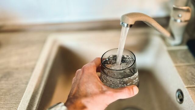 نمک پنهان آب آشامیدنی فشار خون را افزایش می‌دهد؟