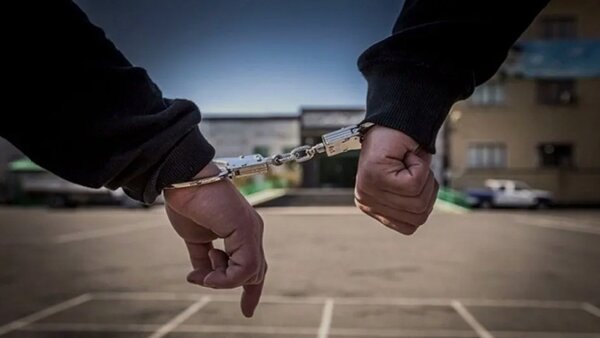 جزئیات بازداشت بلاگر شرور که زنان را کتک می‌زد؛ پلیس مجبور به شلیک به ۳ قسمت از بدن شد