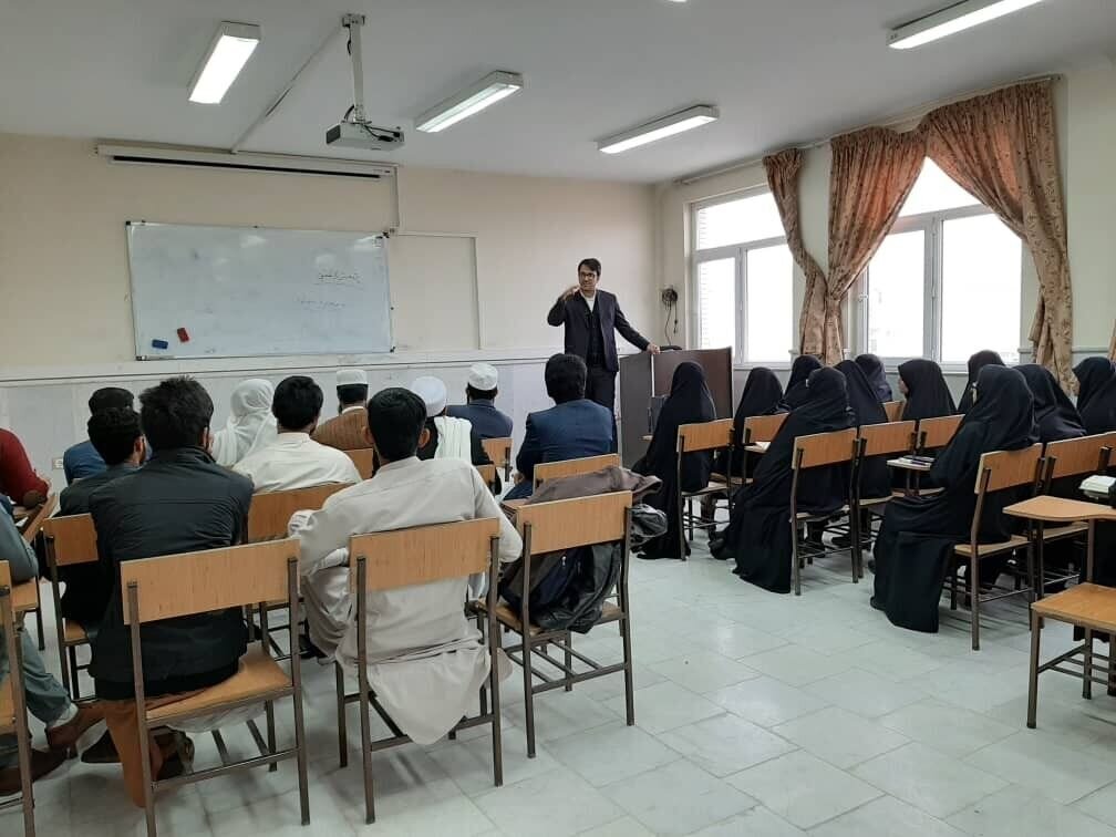 ۸۰۰ برنامه درسی دانشگاه در مدت یک دهه حذف شد