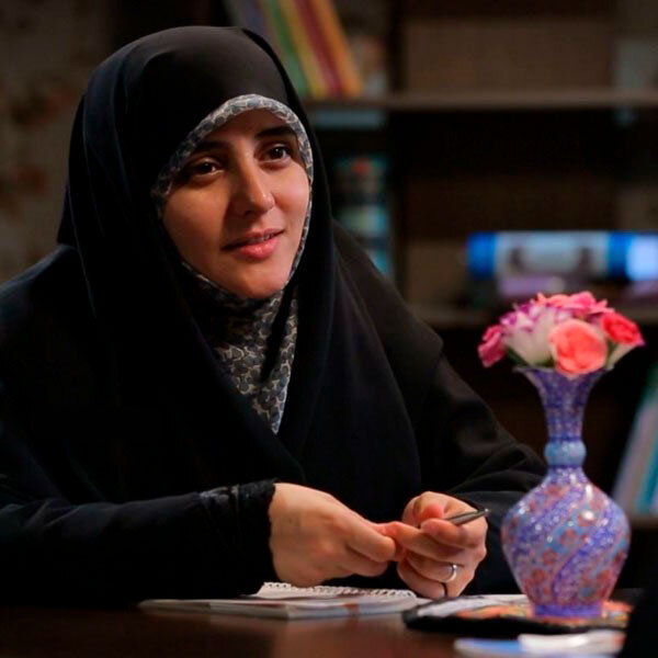 اولین پیام تصویری زینب ابوطالبی (مجری تلویزیون) بعد از ادعای خروج او از کشور اولین پیام تصویری زینب ابوطالبی (مجری تلویزیون) بعد از ادعای خروج او از کشور